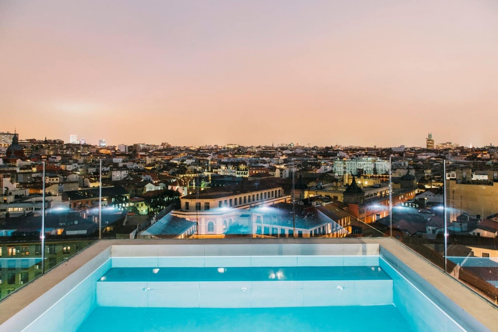 Dear Hotel Madrid rooftop pool